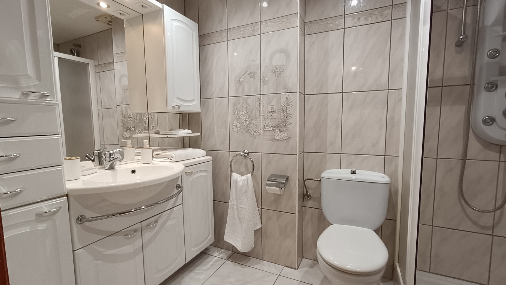 Stunning penthouse just steps away from Arenal Beach in Calpe! — photo 17