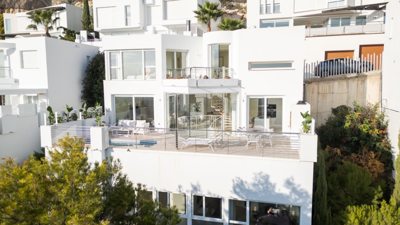 Chalet for Sale in Altea: Luxury and Comfort Within Your Reach