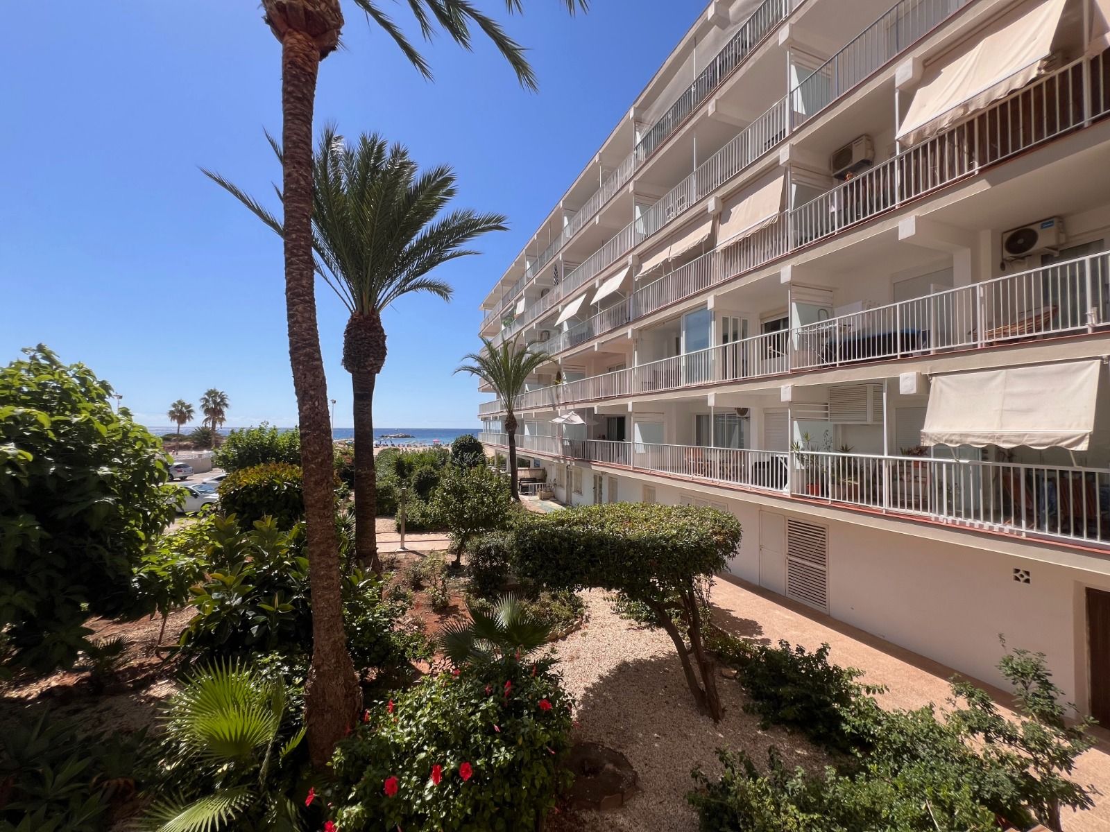 Apartment in Calpe with 3 Bedrooms and Garage for Sale — photo 23