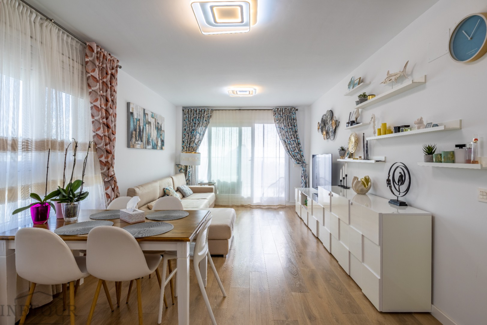 Wohnung in Calpe mit Meerblick und Pool – 2 Schlafzimmer, Terrasse und Parkplatz