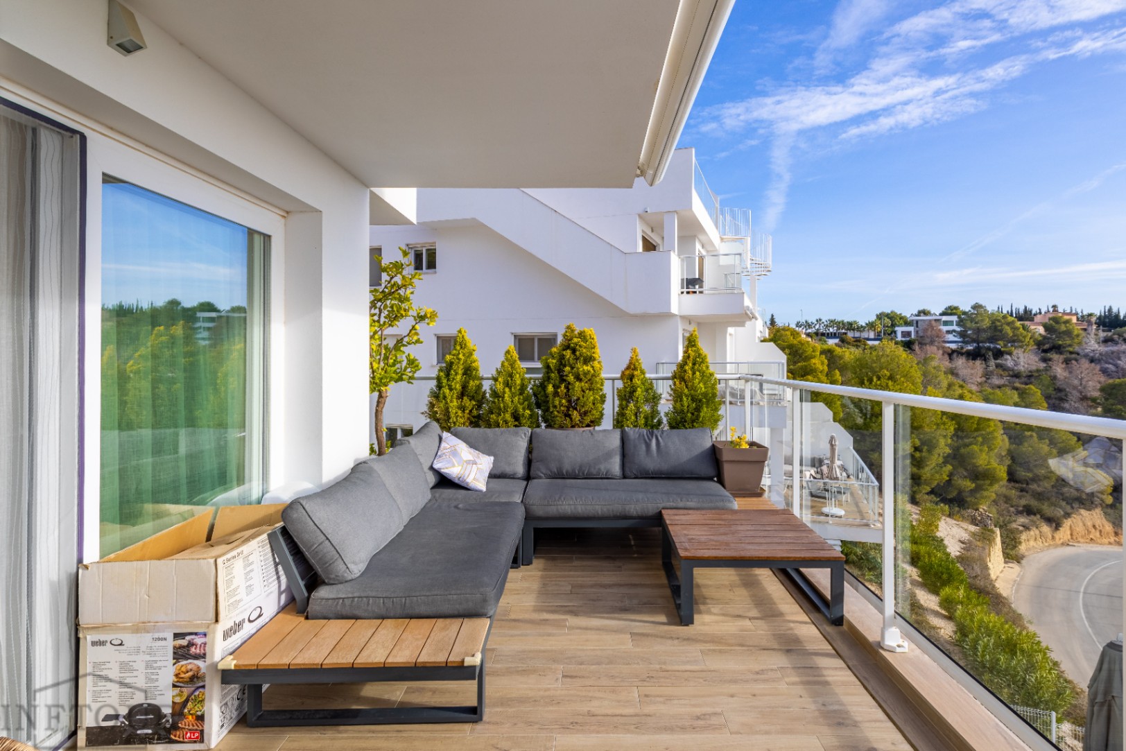 Wohnung in Calpe mit Meerblick und Pool – 2 Schlafzimmer, Terrasse und Parkplatz