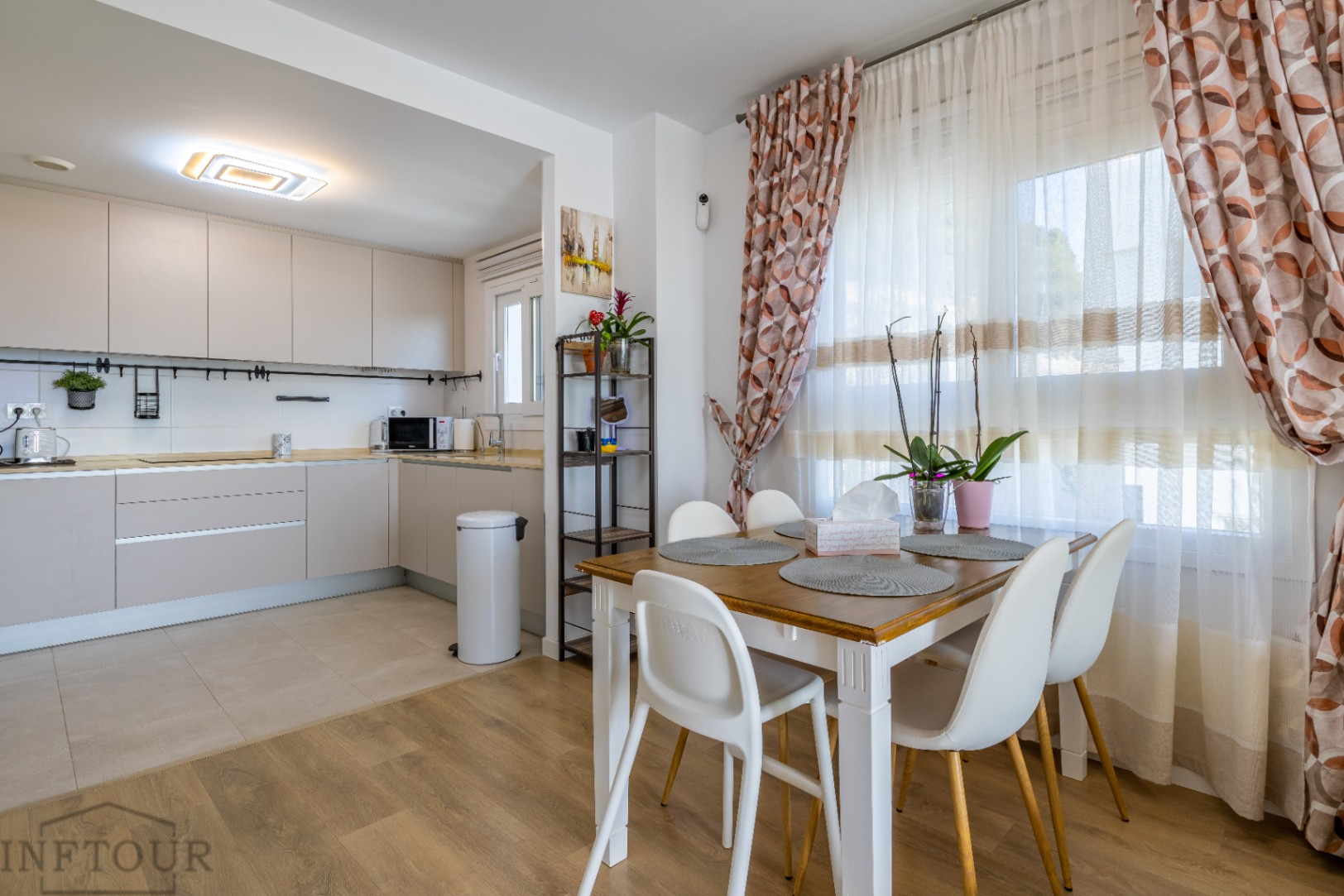 Wohnung in Calpe mit Meerblick und Pool – 2 Schlafzimmer, Terrasse und Parkplatz