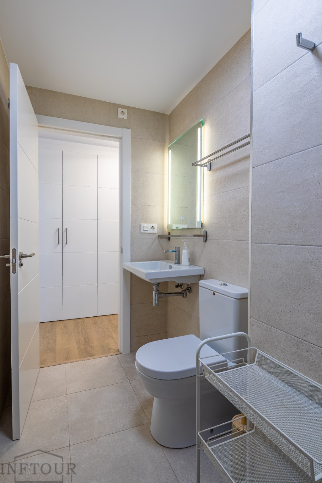 Wohnung in Calpe mit Meerblick und Pool – 2 Schlafzimmer, Terrasse und Parkplatz