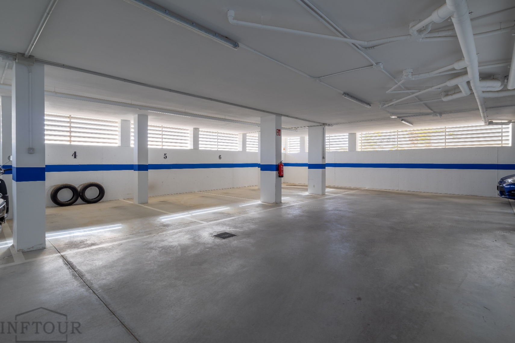 Wohnung in Calpe mit Meerblick und Pool – 2 Schlafzimmer, Terrasse und Parkplatz