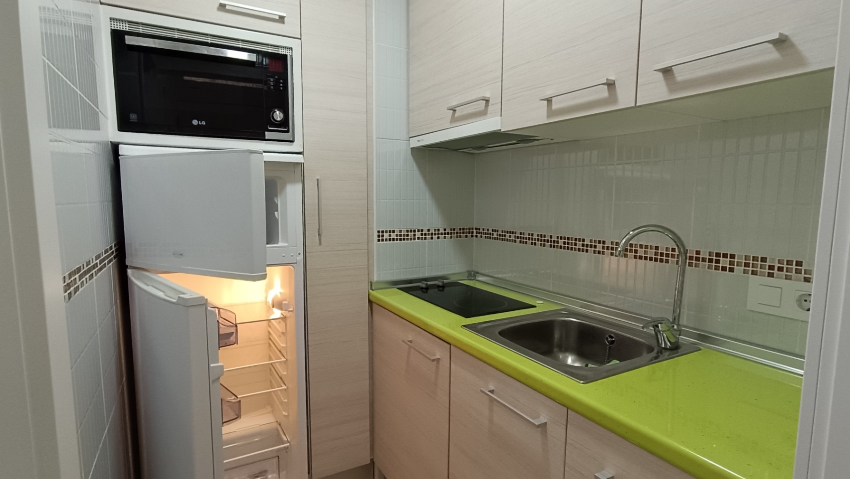 Studio with Sea Views on the Beachfront of Playa de la Fossa, Calpe — photo 10