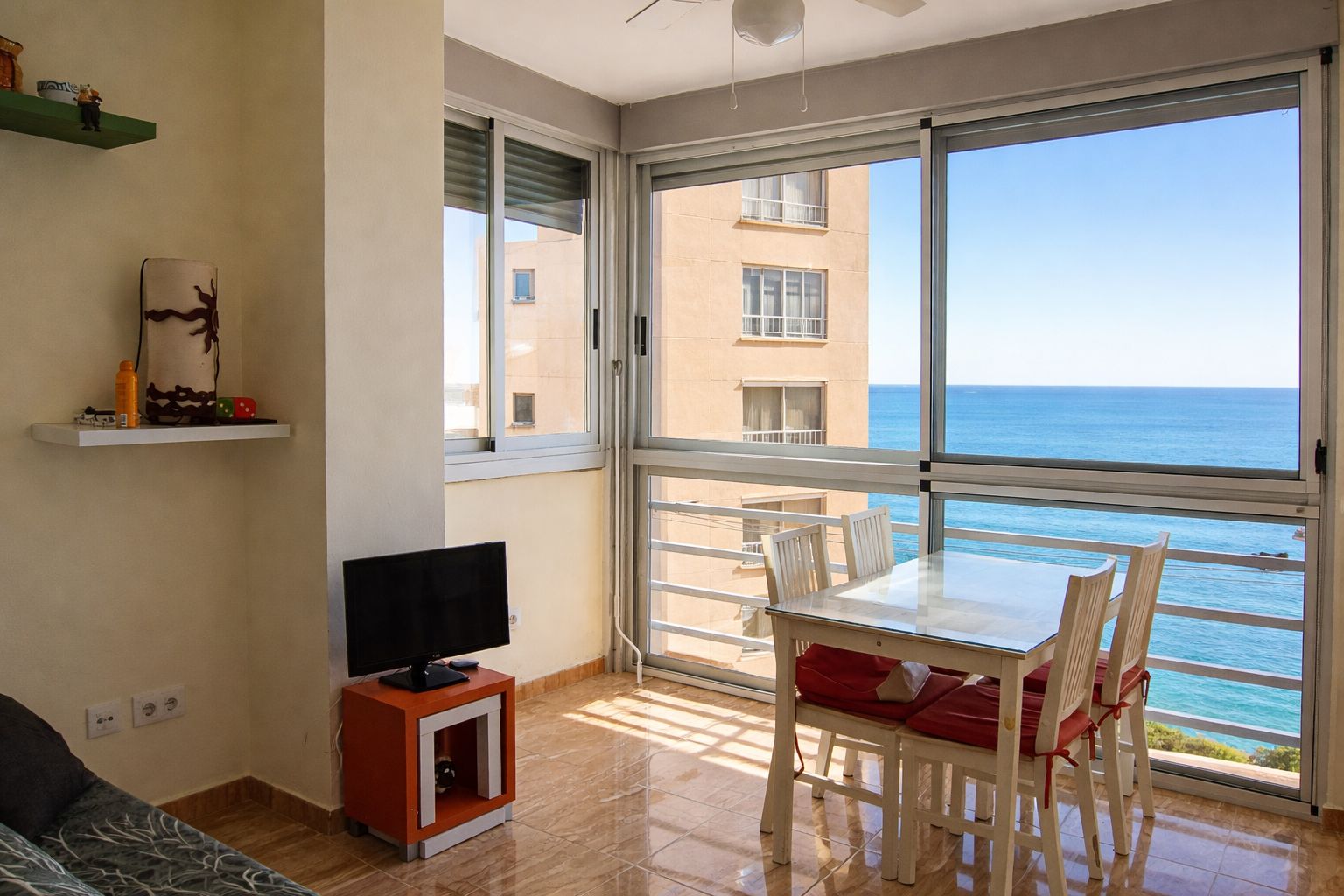 Studio with Sea Views on the Beachfront of Playa de la Fossa, Calpe — photo 2
