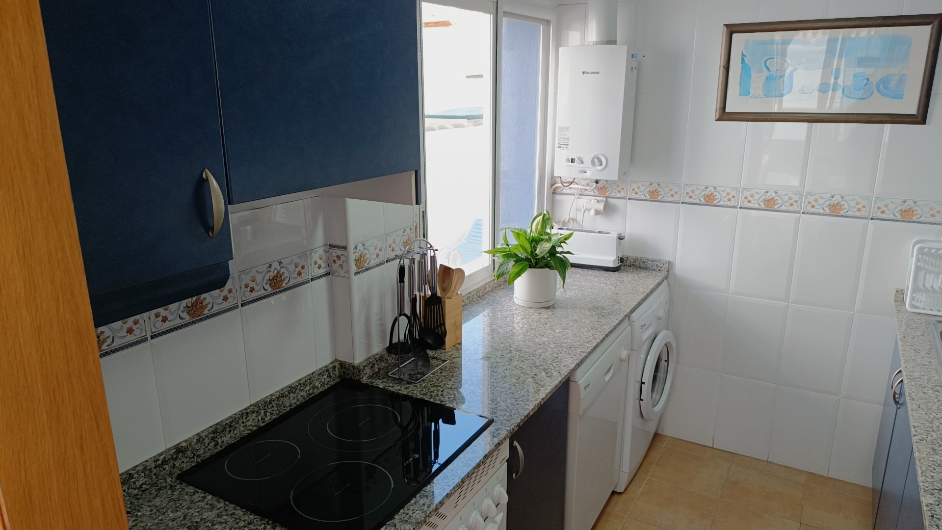 2-Bedroom Apartment with Large Terrace, Swimming Pool and Parking in Casanova Area of Calpe — photo 16