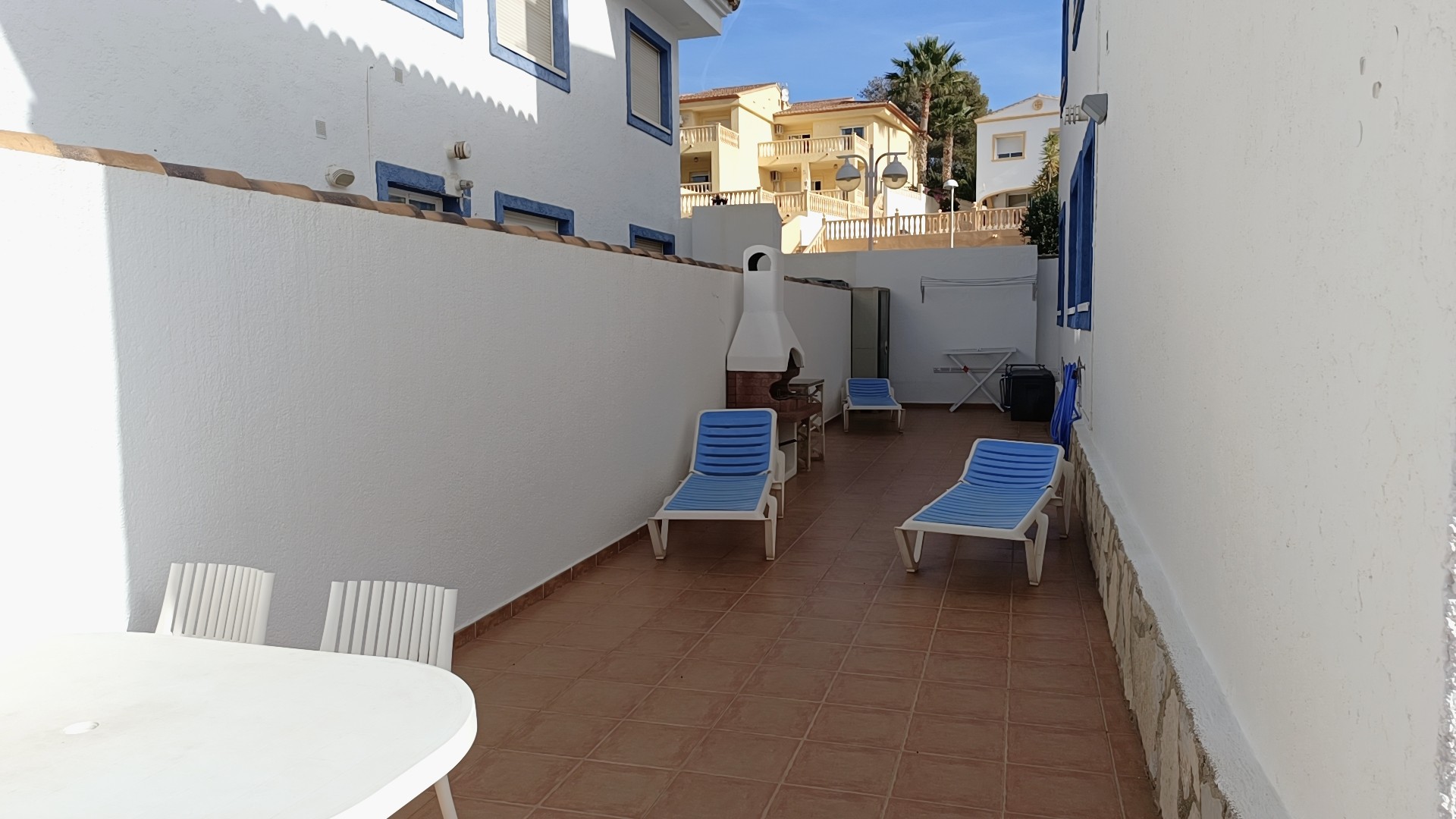 2-Bedroom Apartment with Large Terrace, Swimming Pool and Parking in Casanova Area of Calpe — photo 21