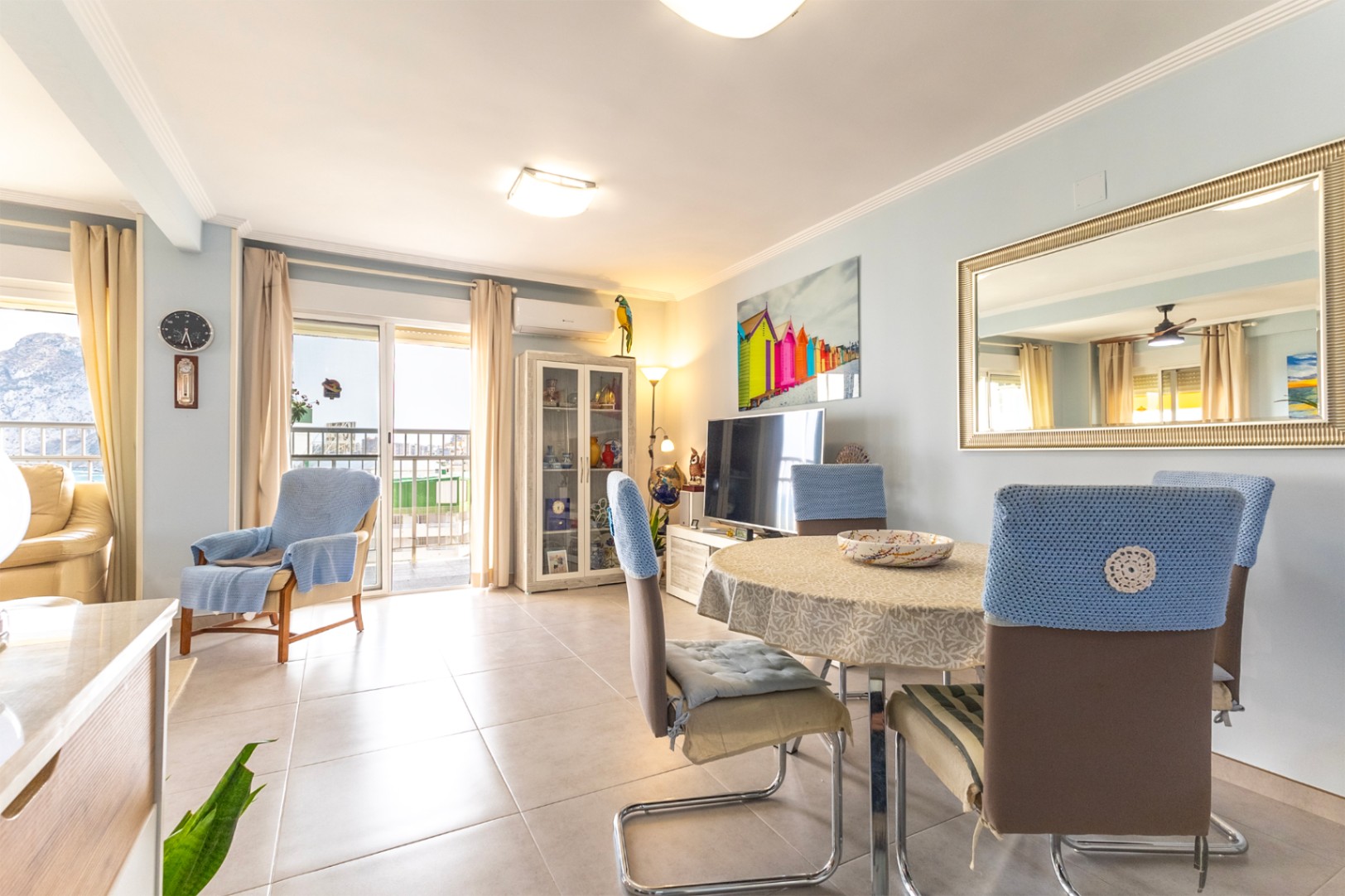 Refurbished 2-bedroom apartment with sea views in Calpe — photo 3