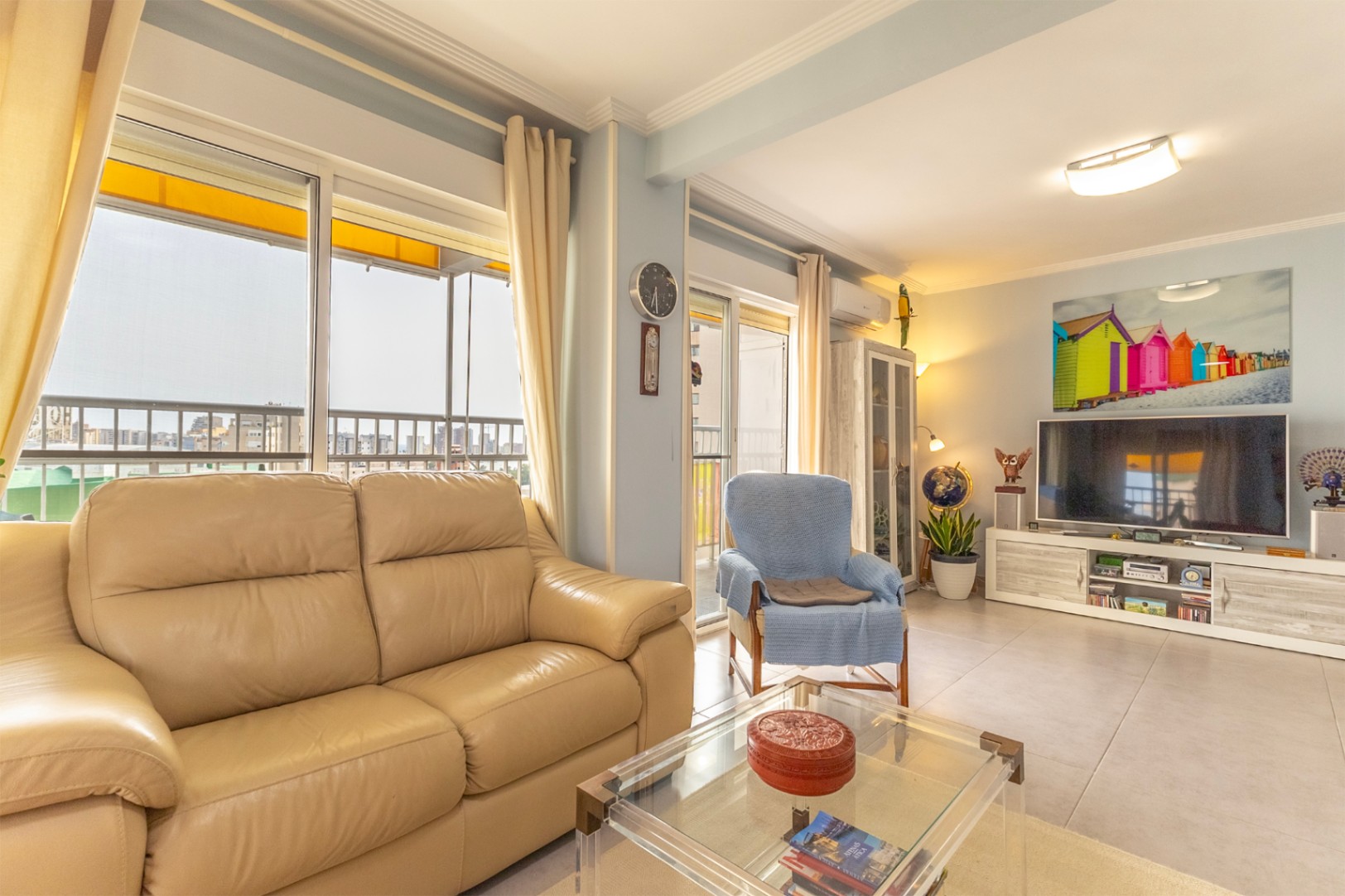 Refurbished 2-bedroom apartment with sea views in Calpe — photo 7