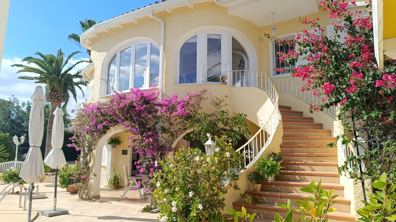 4-Bedroom Chalet with Sea Views, Pool and Located in Calpe — photo 18