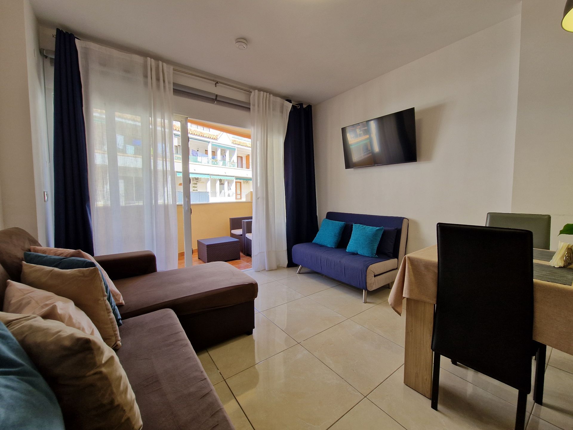 Apartamento reformado con terraza cerca de la Playa Arenal-Bol en Calpe — foto 3