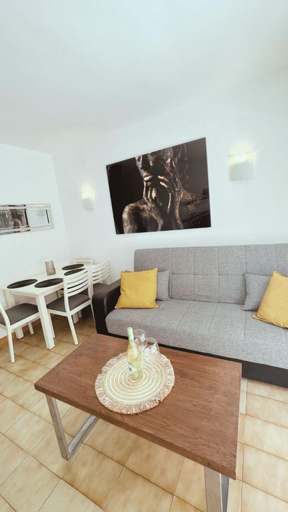 Apartment for Sale in Cristina I, Calpe, Alicante — photo 6