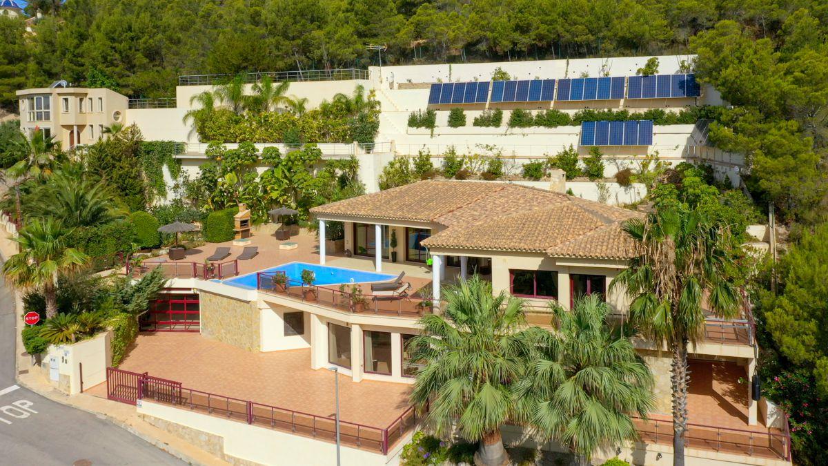Villa for Sale in Callosa d'en Sarria, Callosa d'en Sarria, Alicante