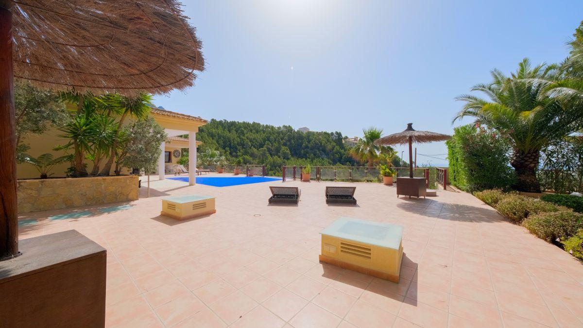 Villa for Sale in Callosa d'en Sarria, Callosa d'en Sarria, Alicante — photo 24