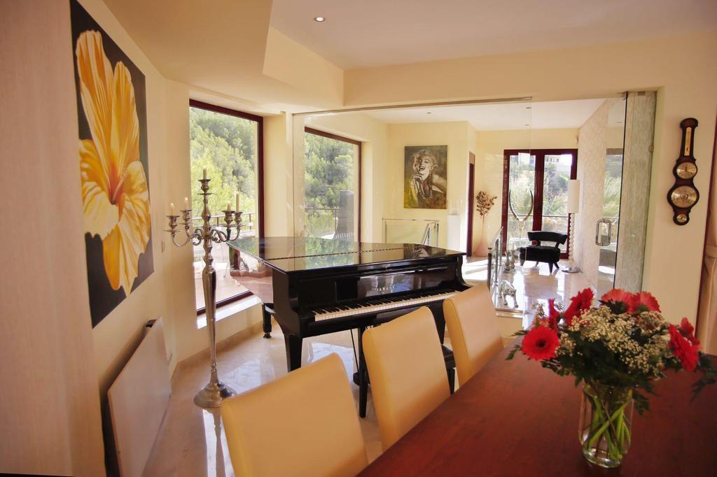 Villa for Sale in Callosa d'en Sarria, Callosa d'en Sarria, Alicante — photo 3
