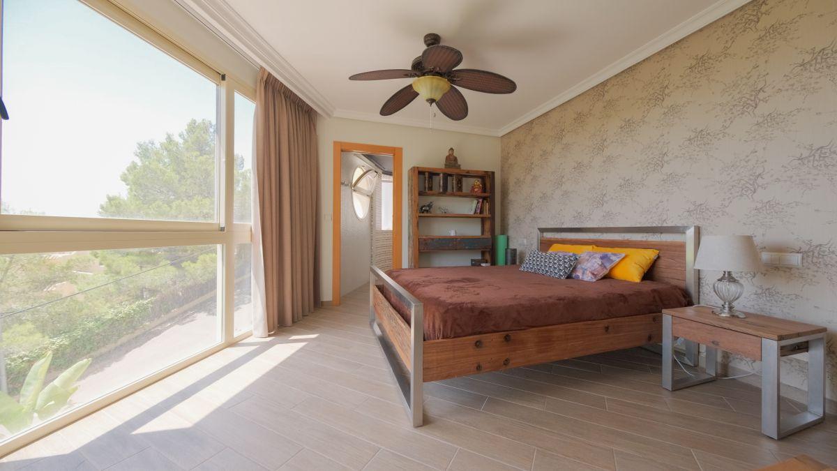Villa for Sale in Callosa d'en Sarria, Callosa d'en Sarria, Alicante — photo 4