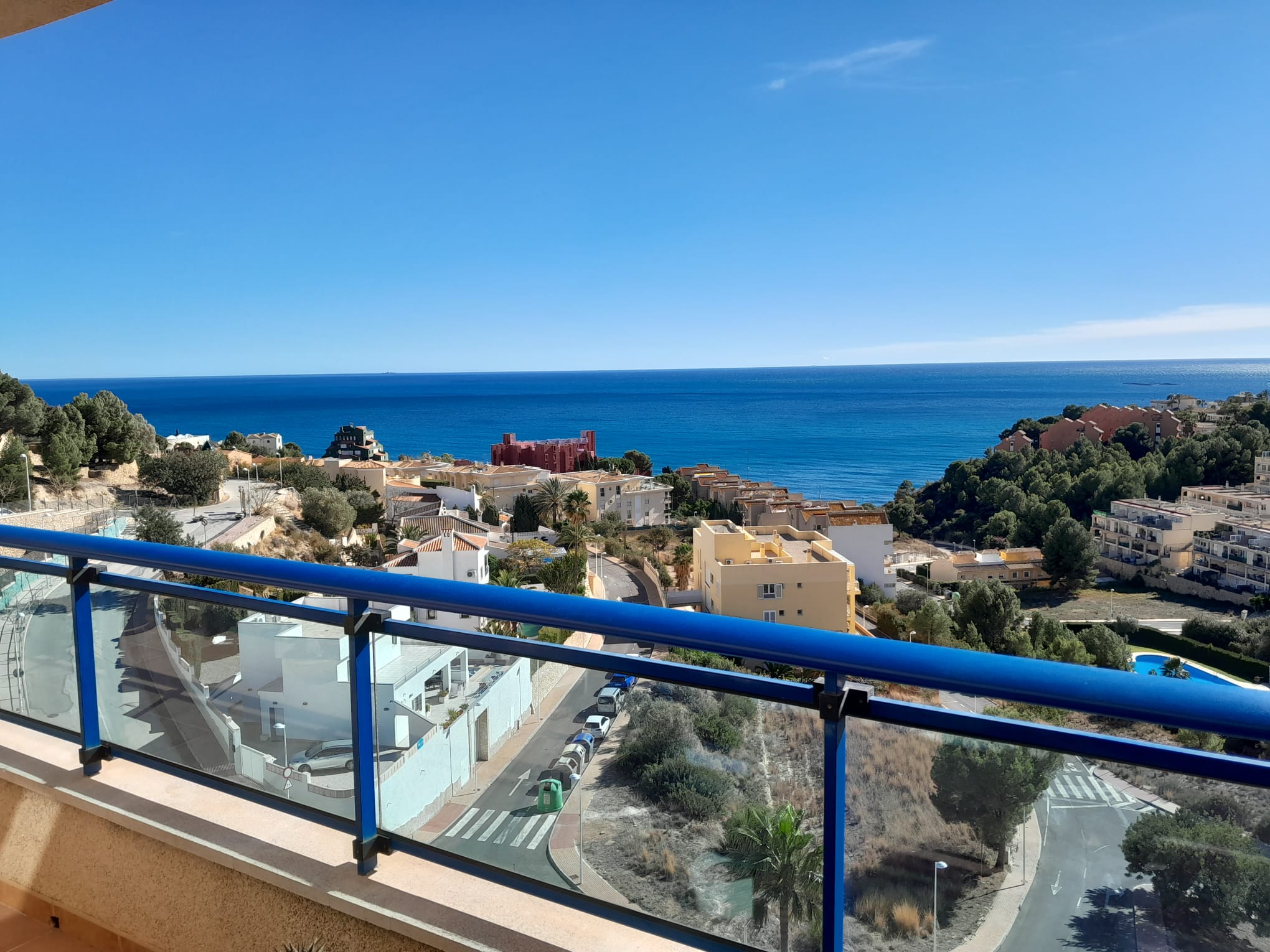 Spectacular penthouse in Calpe with sea views and swimming pool — photo 17
