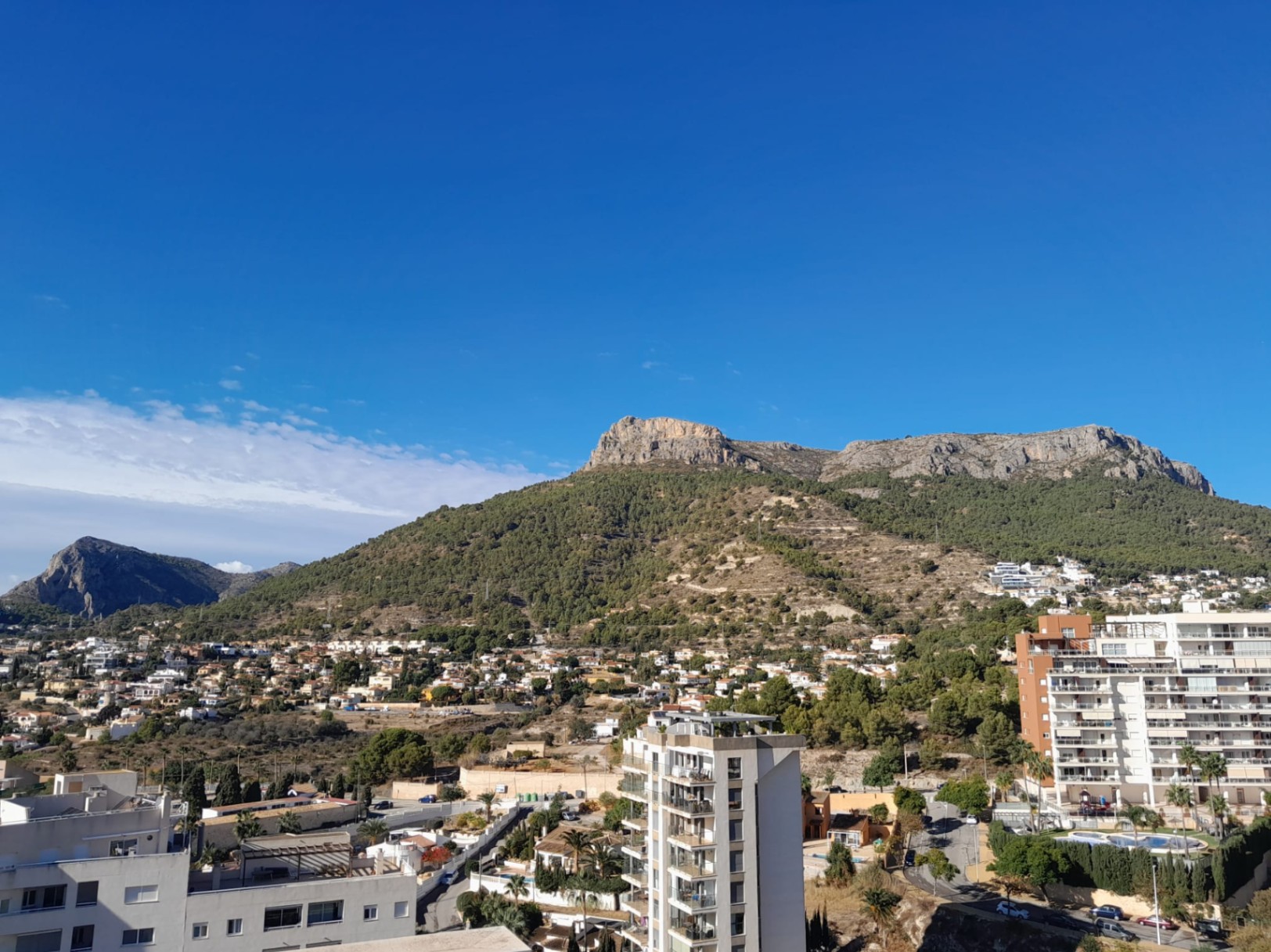 Spectacular penthouse in Calpe with sea views and swimming pool — photo 21