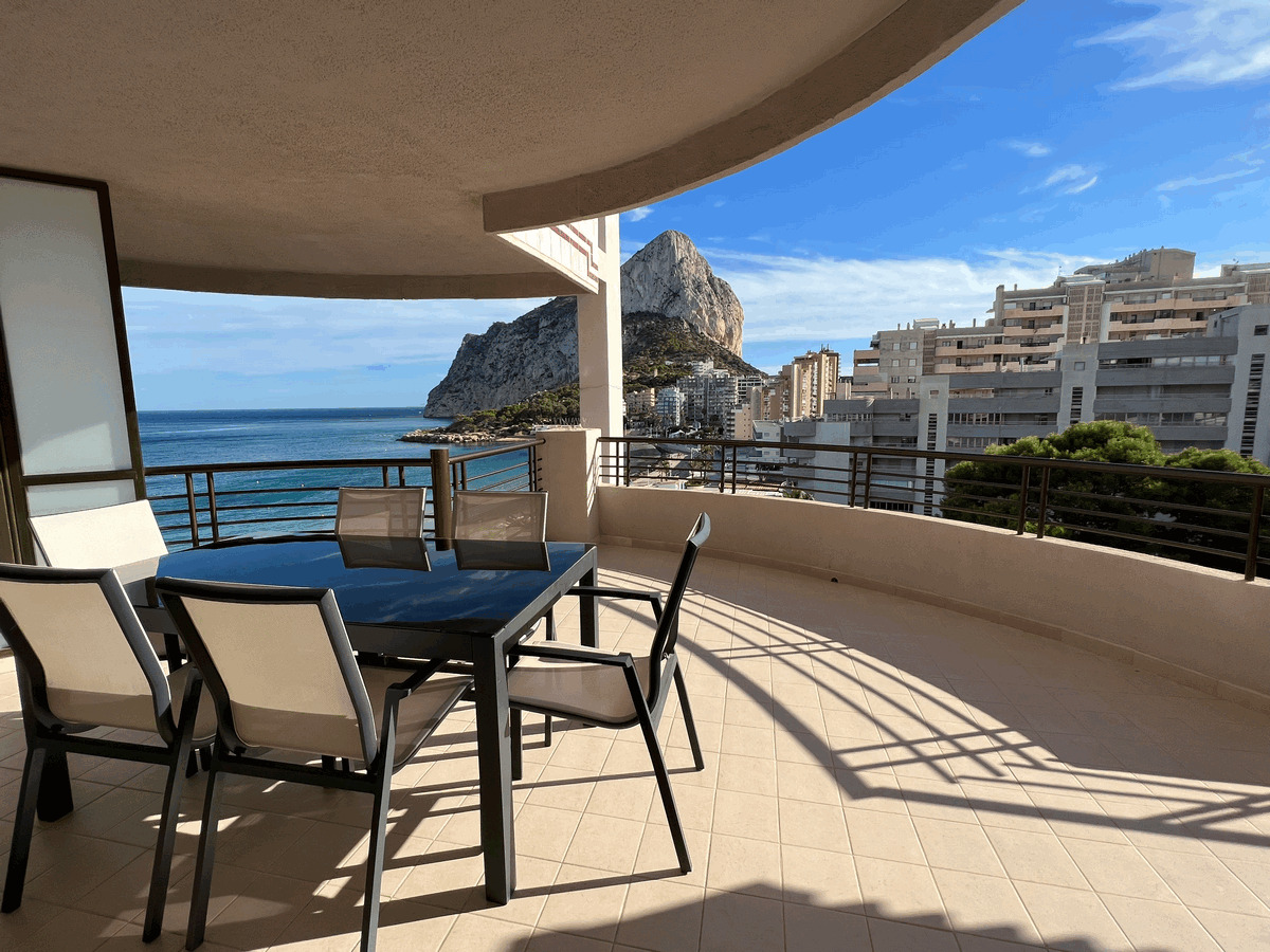 First Line Apartment at Playa La Fosa in Calpe — photo 5