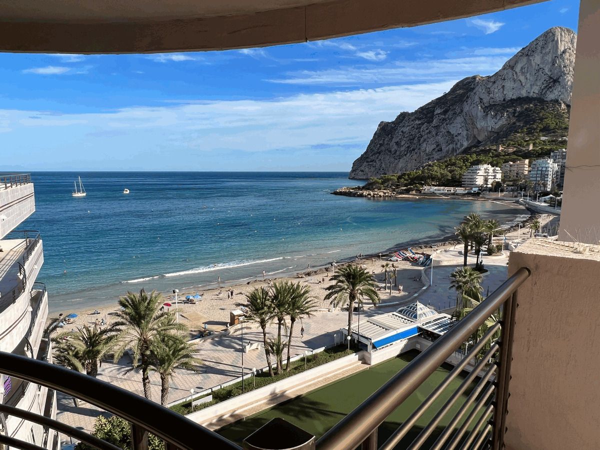 First Line Apartment at Playa La Fosa in Calpe — photo 7