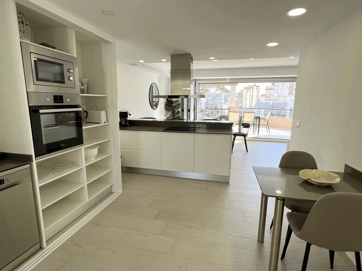 First Line Apartment at Playa La Fosa in Calpe — photo 14