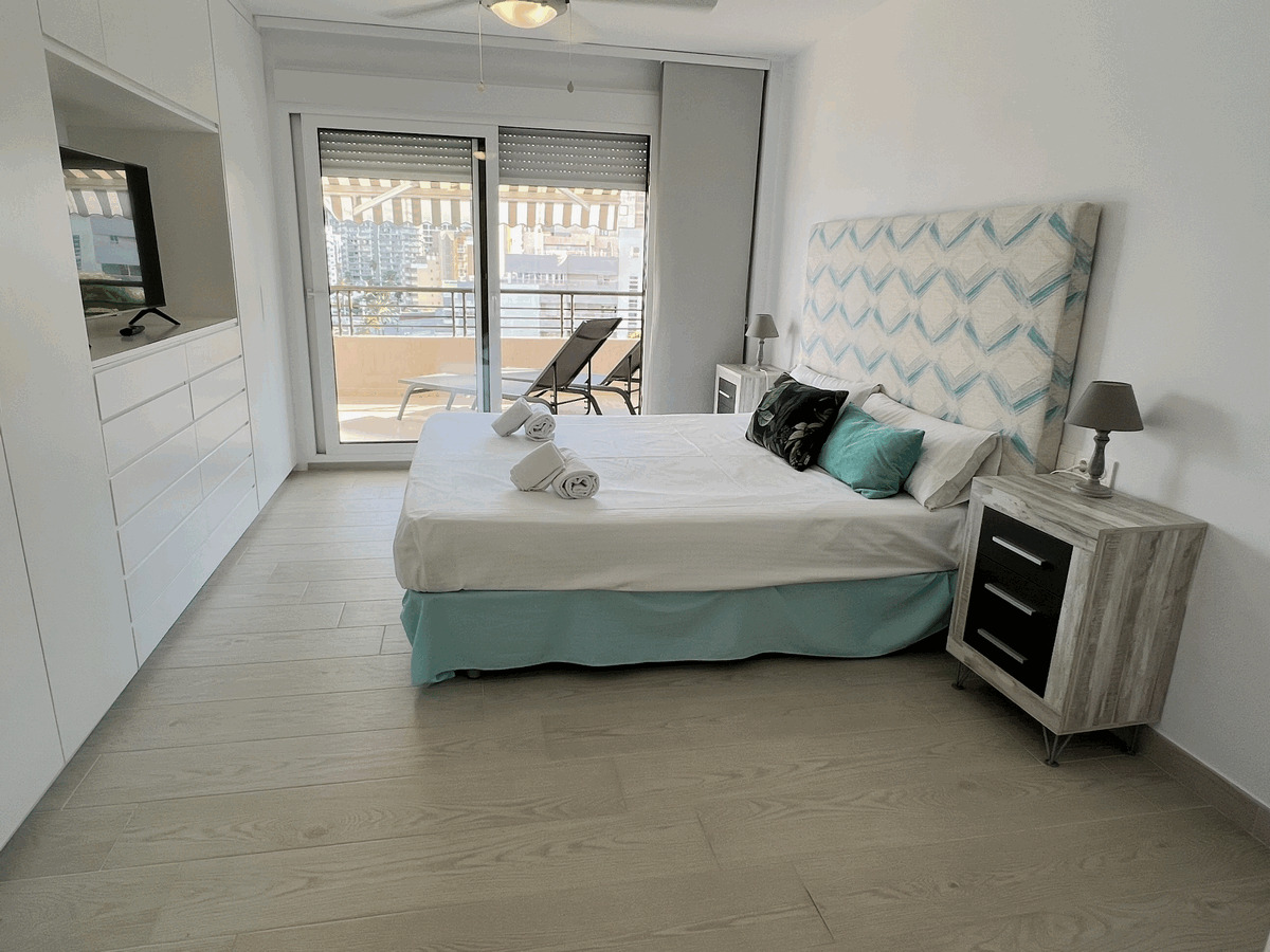 First Line Apartment at Playa La Fosa in Calpe — photo 28
