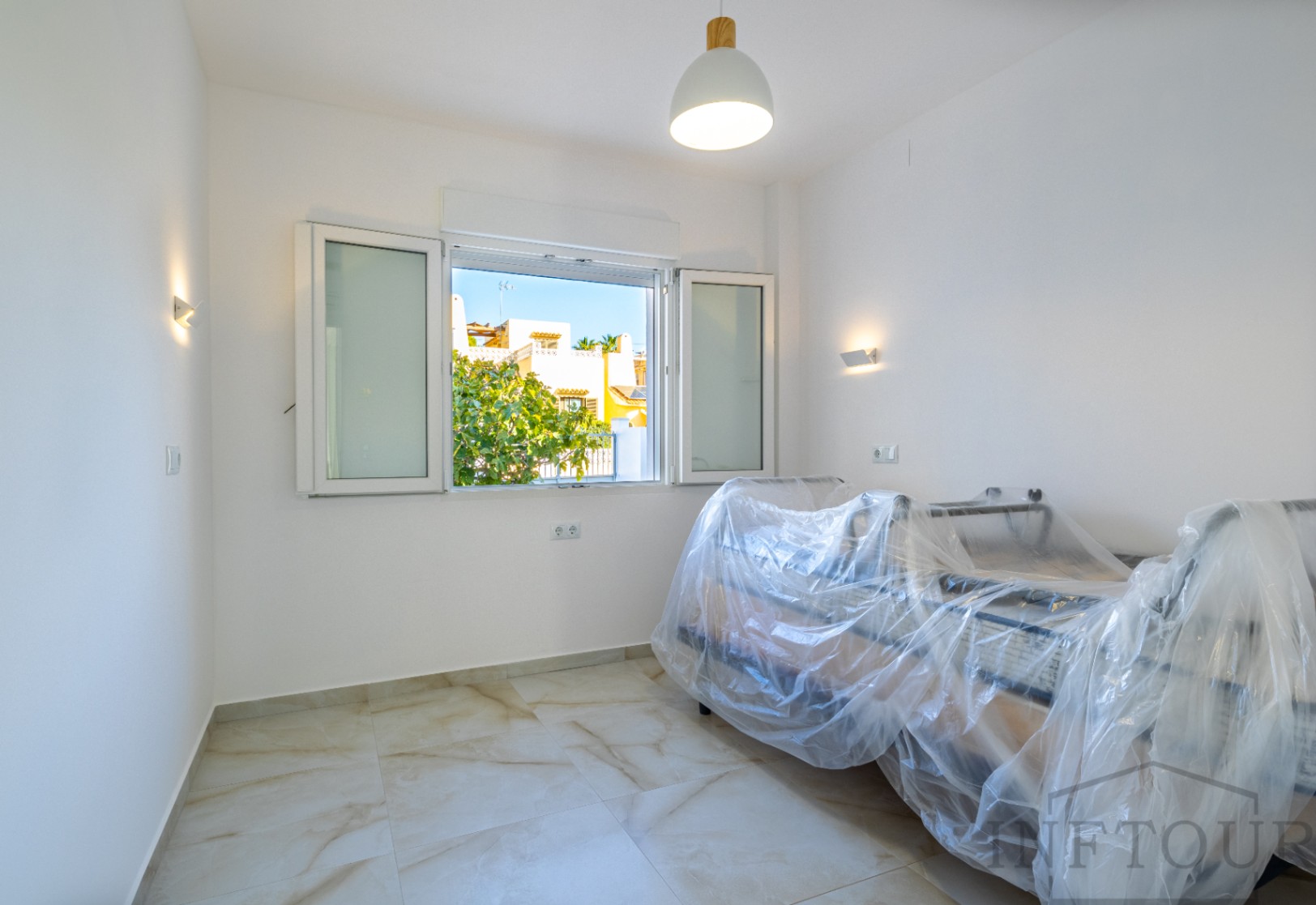 Independent and fully renovated bungalow in Calpe — photo 19