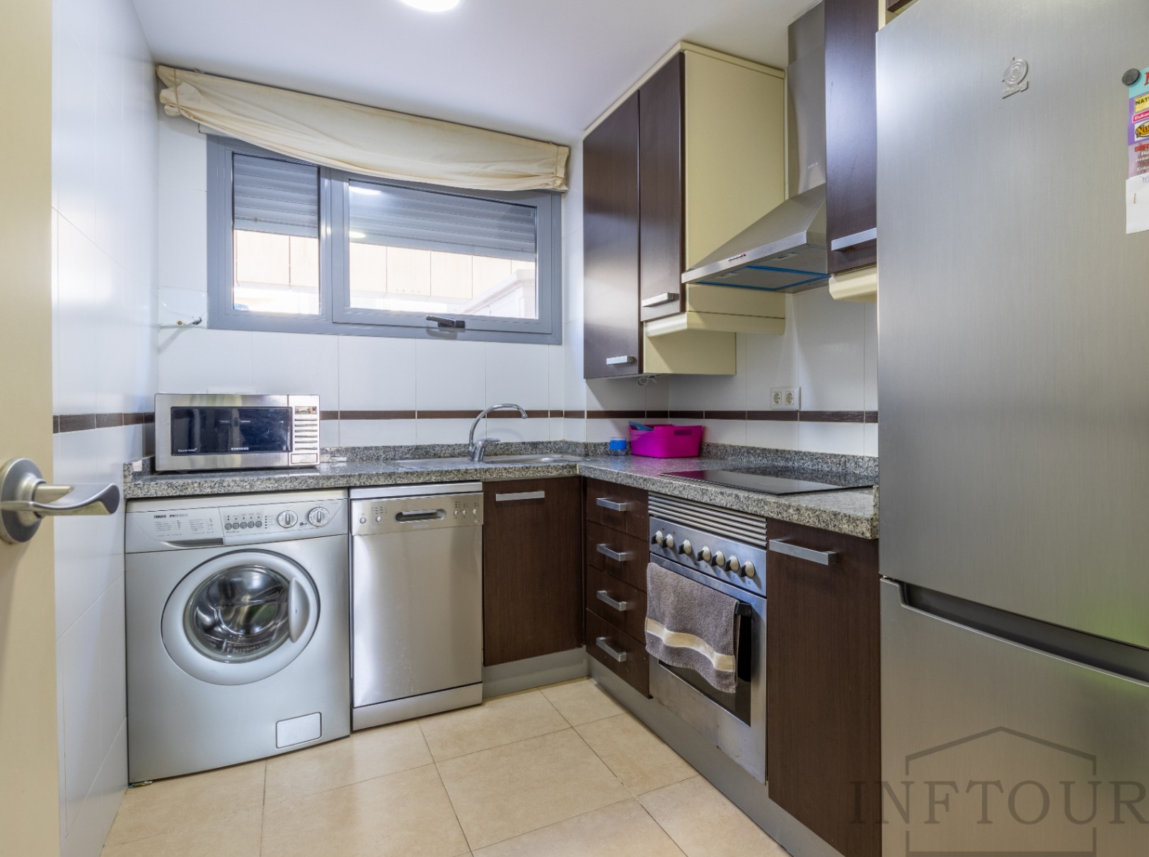 2-Bedroom Apartment with Pool in the Centre of Calpe — photo 9