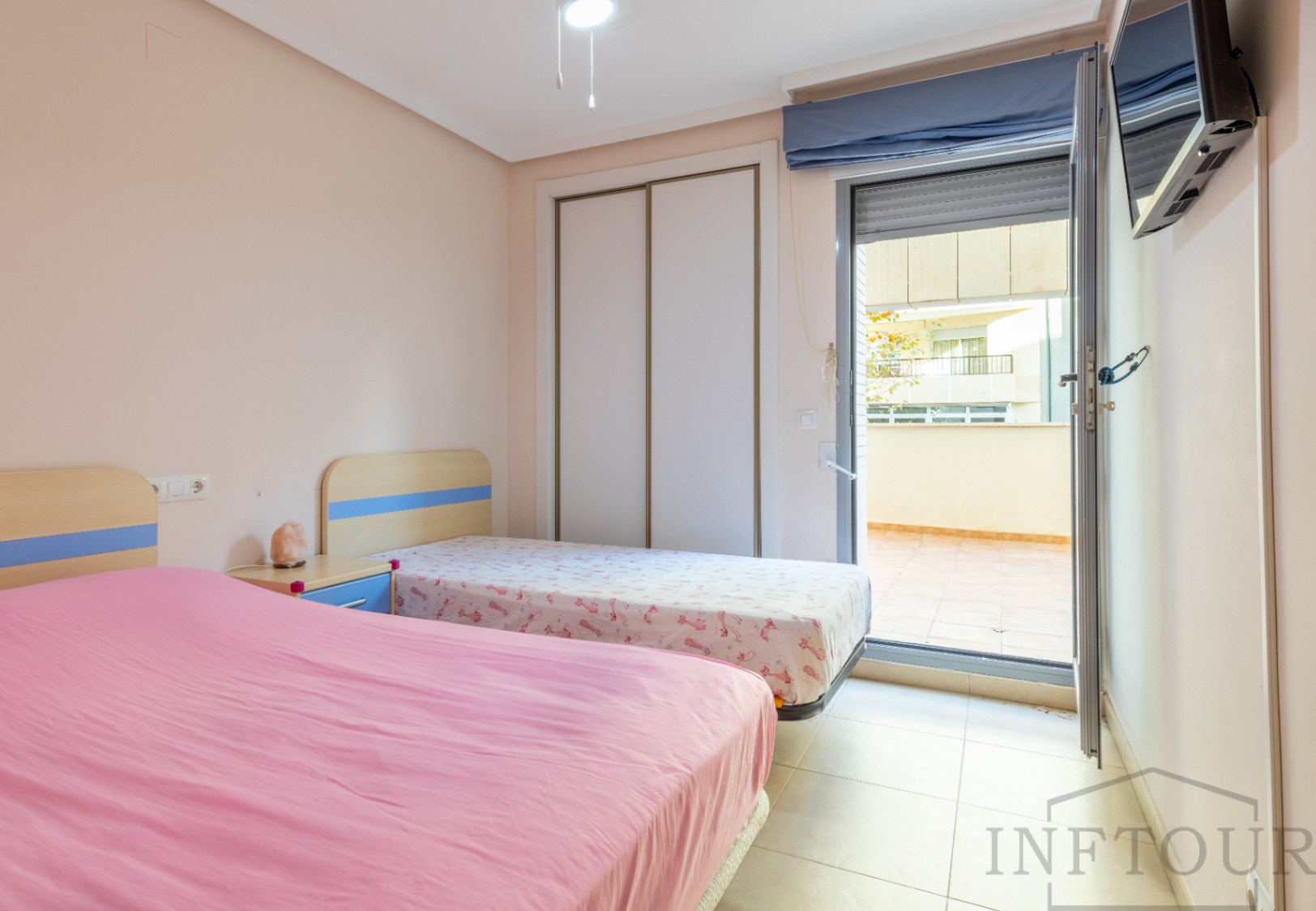 2-Bedroom Apartment with Pool in the Centre of Calpe — photo 17