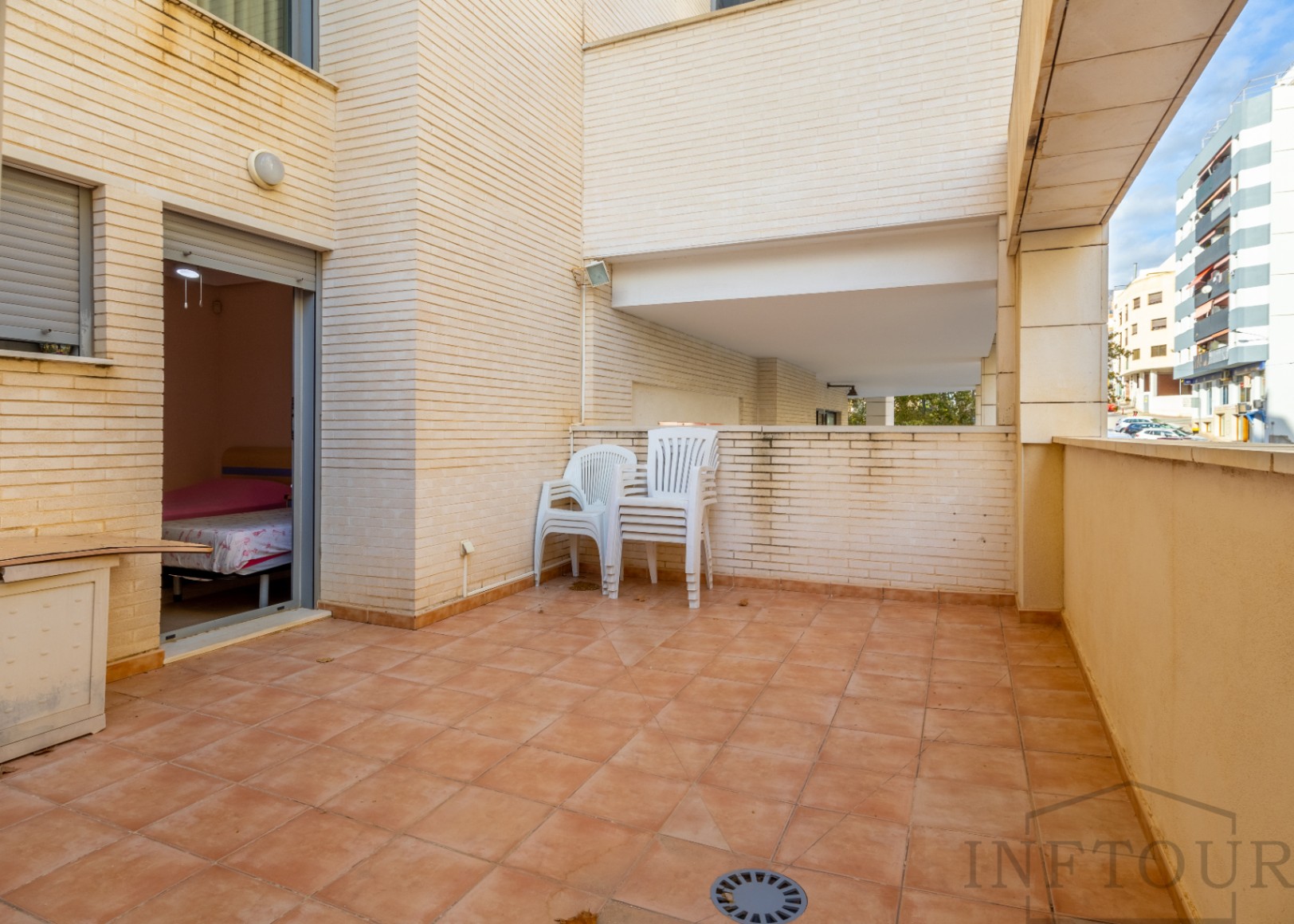 2-Bedroom Apartment with Pool in the Centre of Calpe — photo 19