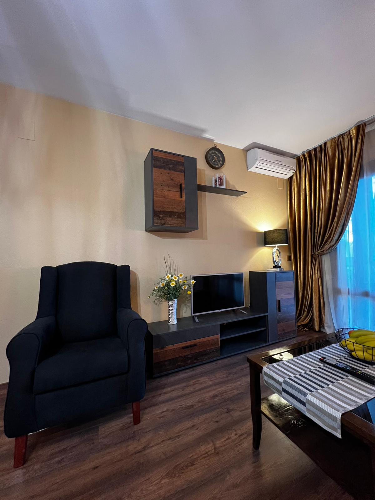 2-Bedroom Apartment in Calpe Centre with Swimming Pool — photo 4