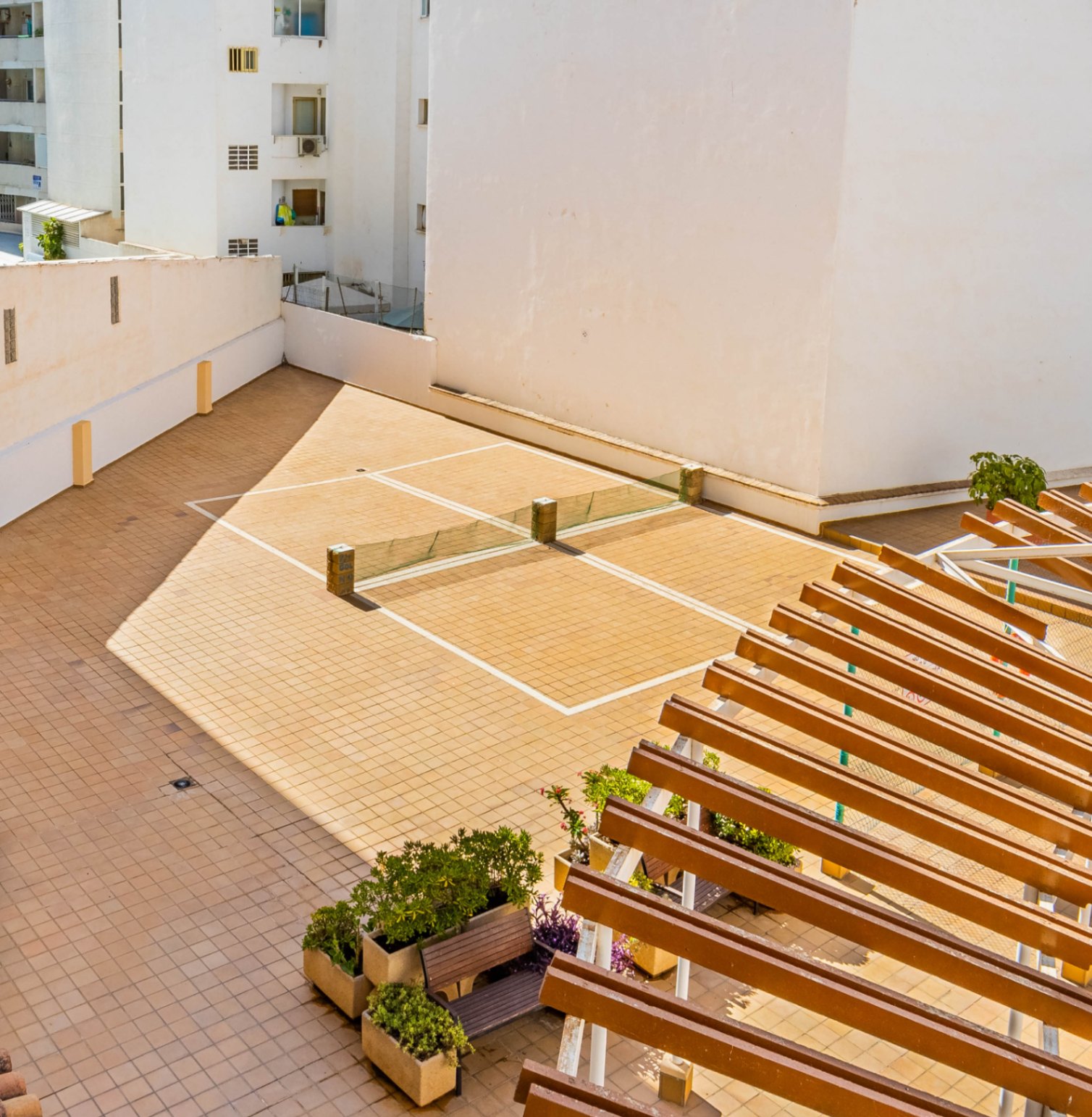 2-Bedroom Apartment in Calpe Centre with Swimming Pool — photo 25