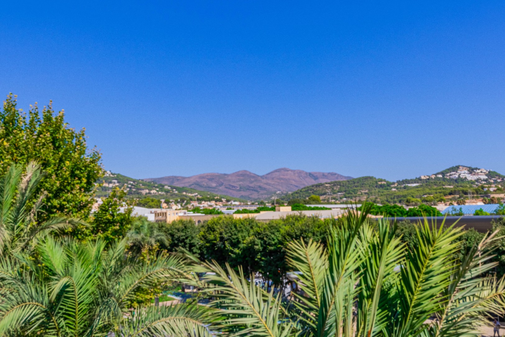 2-Bedroom Apartment in Calpe Centre with Swimming Pool — photo 27