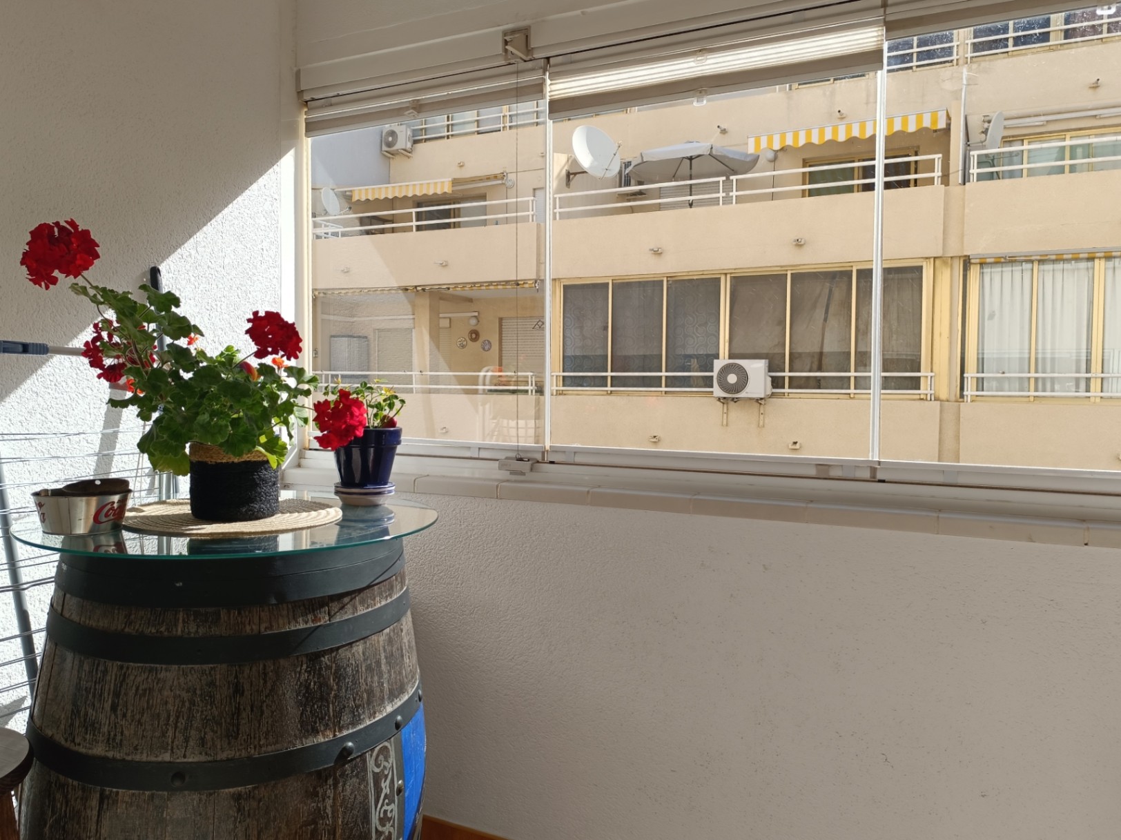 Spacious 2-bedroom apartment with pool in Calpe town centre — photo 7