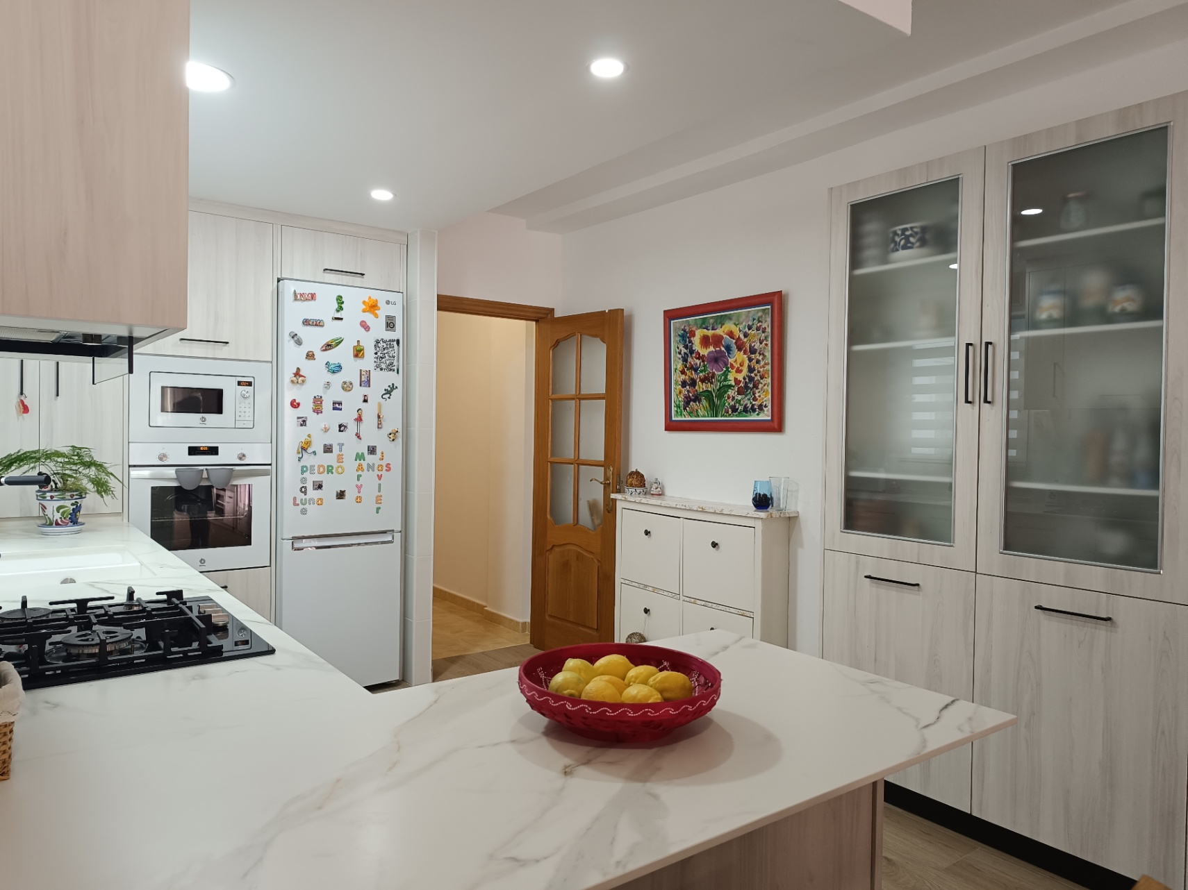 Spacious 2-bedroom apartment with pool in Calpe town centre — photo 8