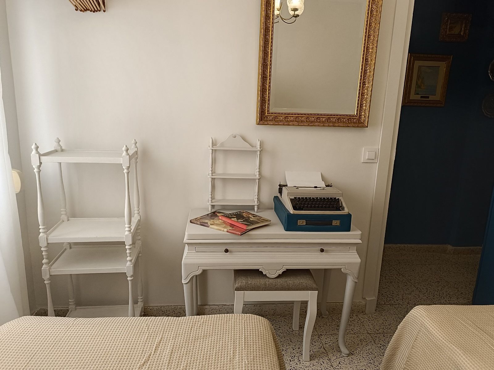 Renoveret 2-værelses lejlighed i centrum af Calpe — foto 13