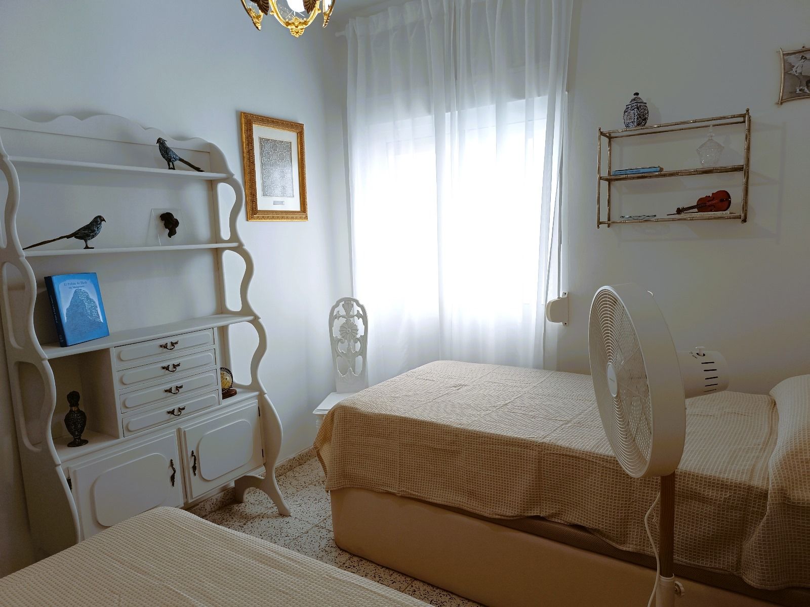 Renoveret 2-værelses lejlighed i centrum af Calpe — foto 16