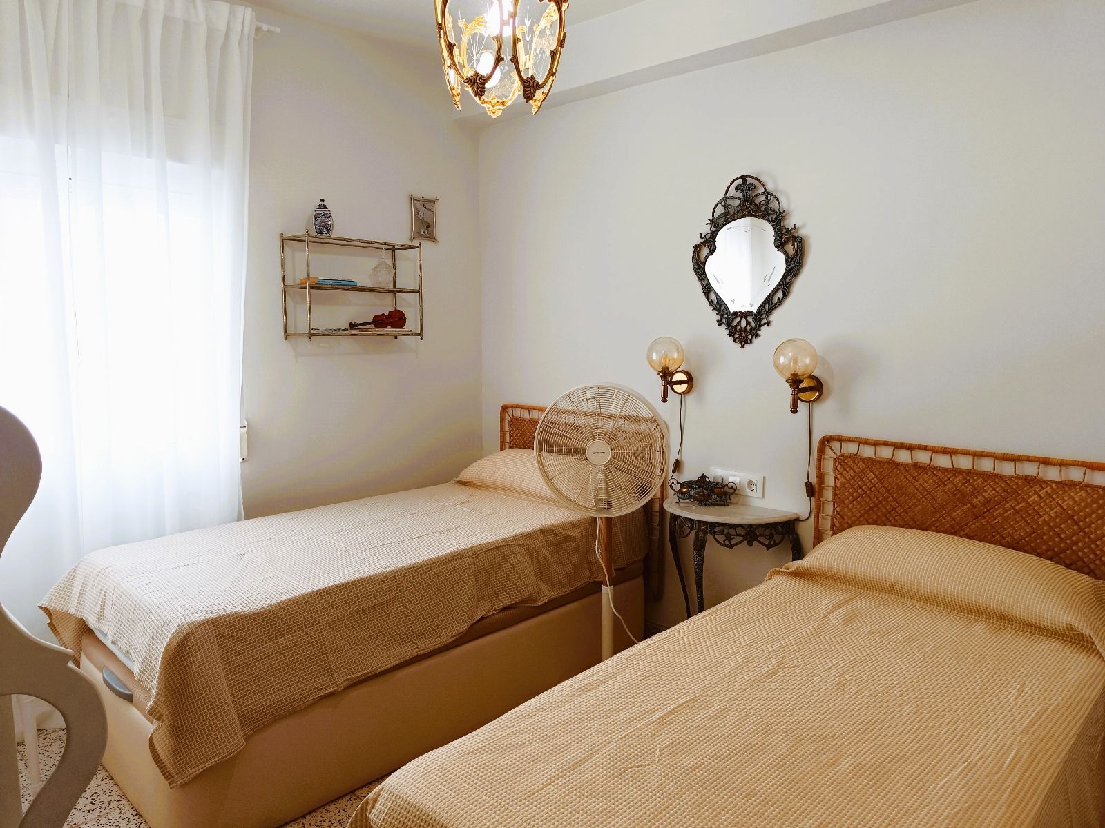 Renoveret 2-værelses lejlighed i centrum af Calpe — foto 18