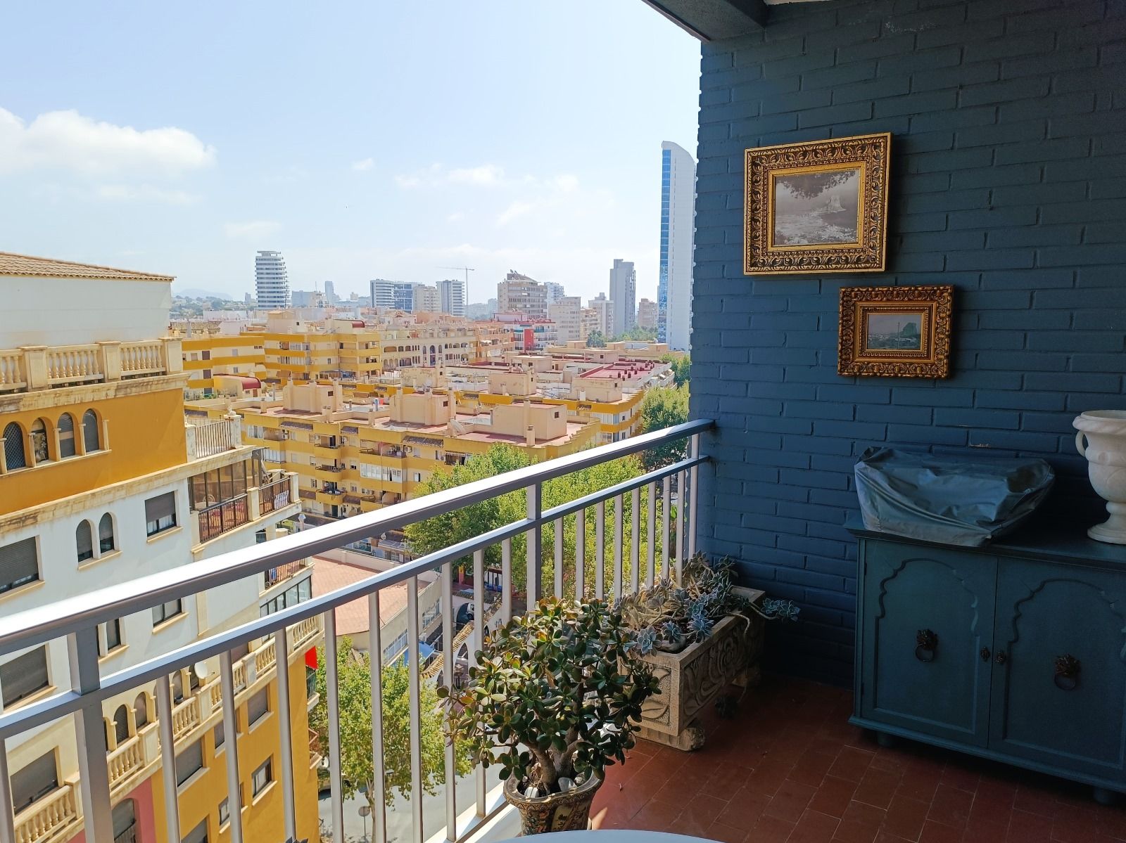 Renoveret 2-værelses lejlighed i centrum af Calpe — foto 11