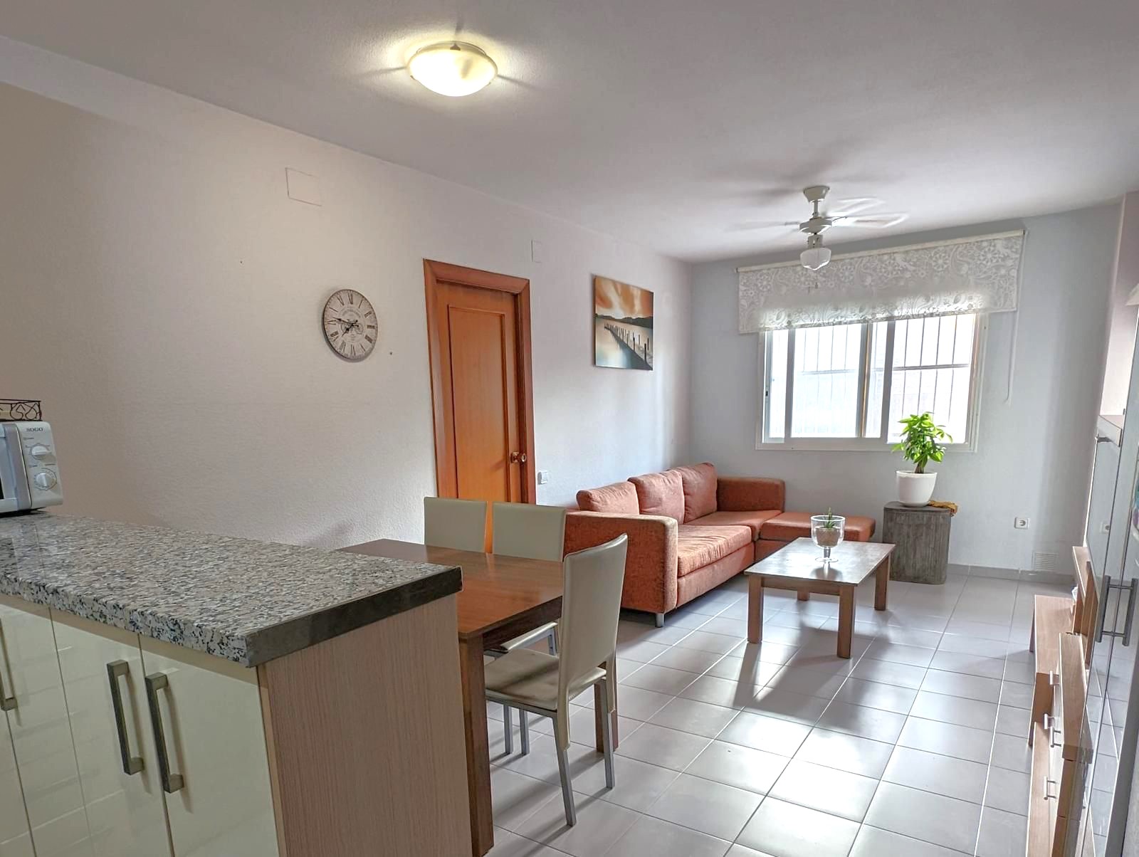 Spacious beachfront apartment in Calpe — photo 10