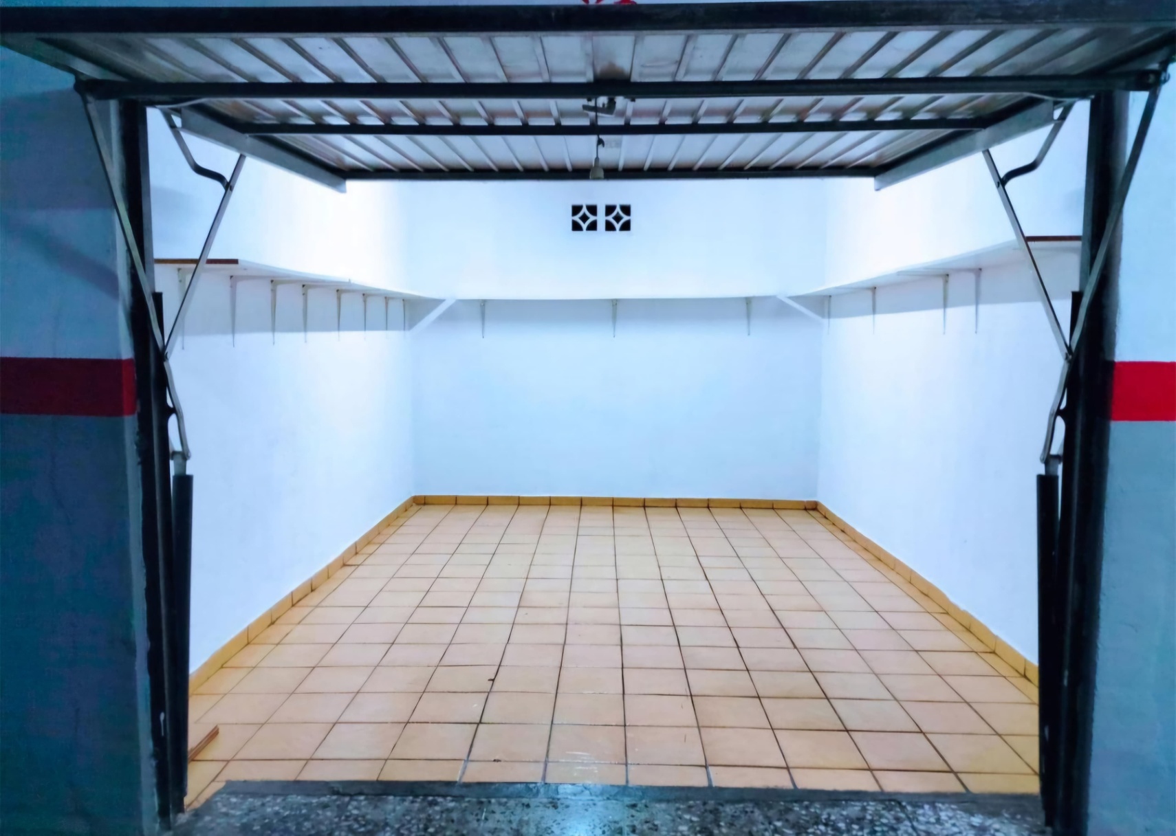 Garage for Sale in Calpe Town Centre