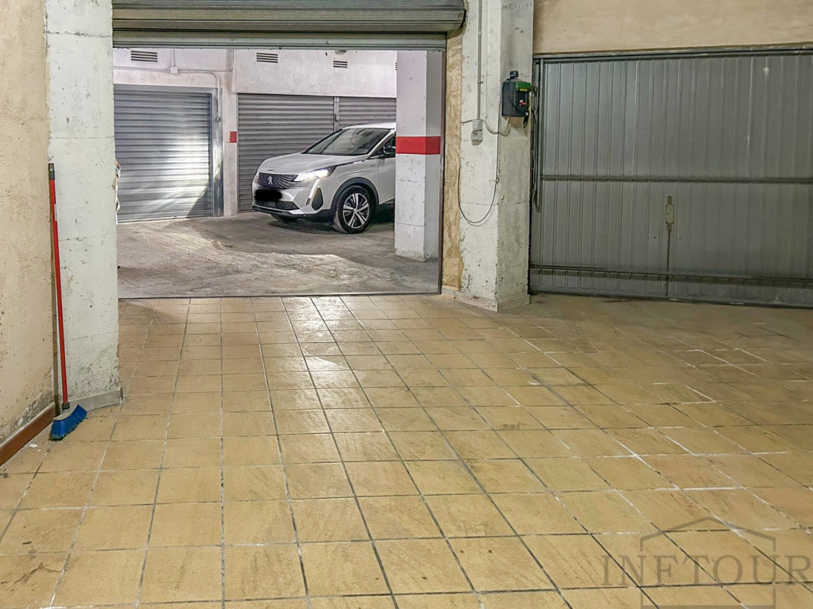 Garage for sale in Calpe city centre — photo 2