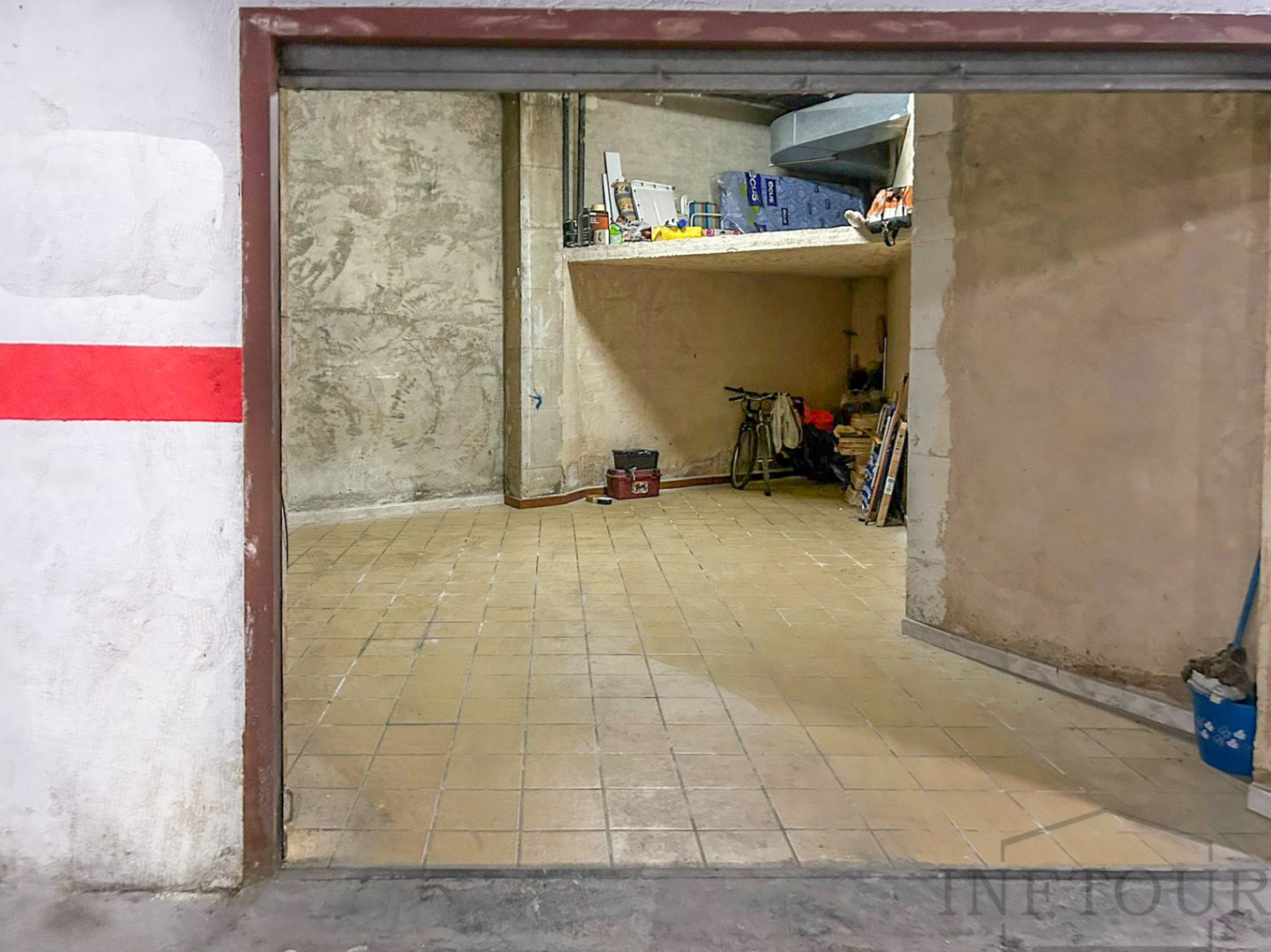 Garage for sale in Calpe city centre — photo 4