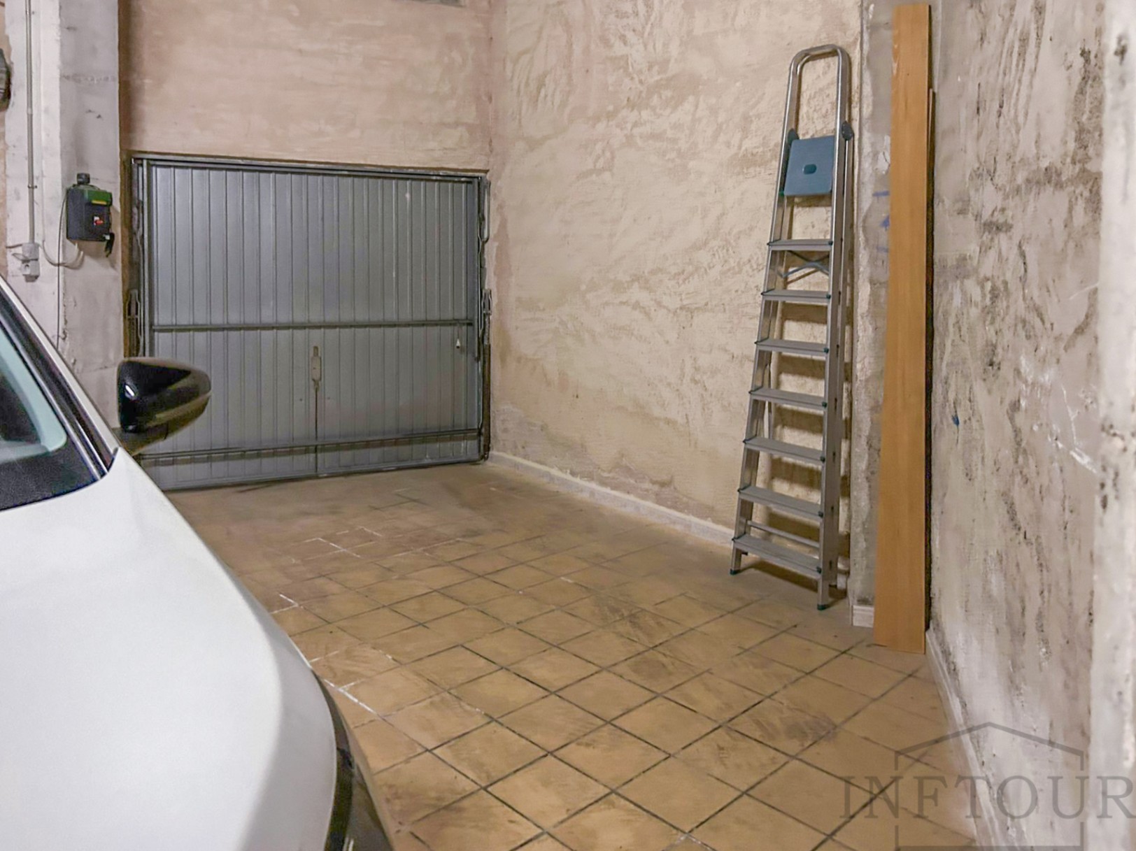 Garage for sale in Calpe city centre — photo 6