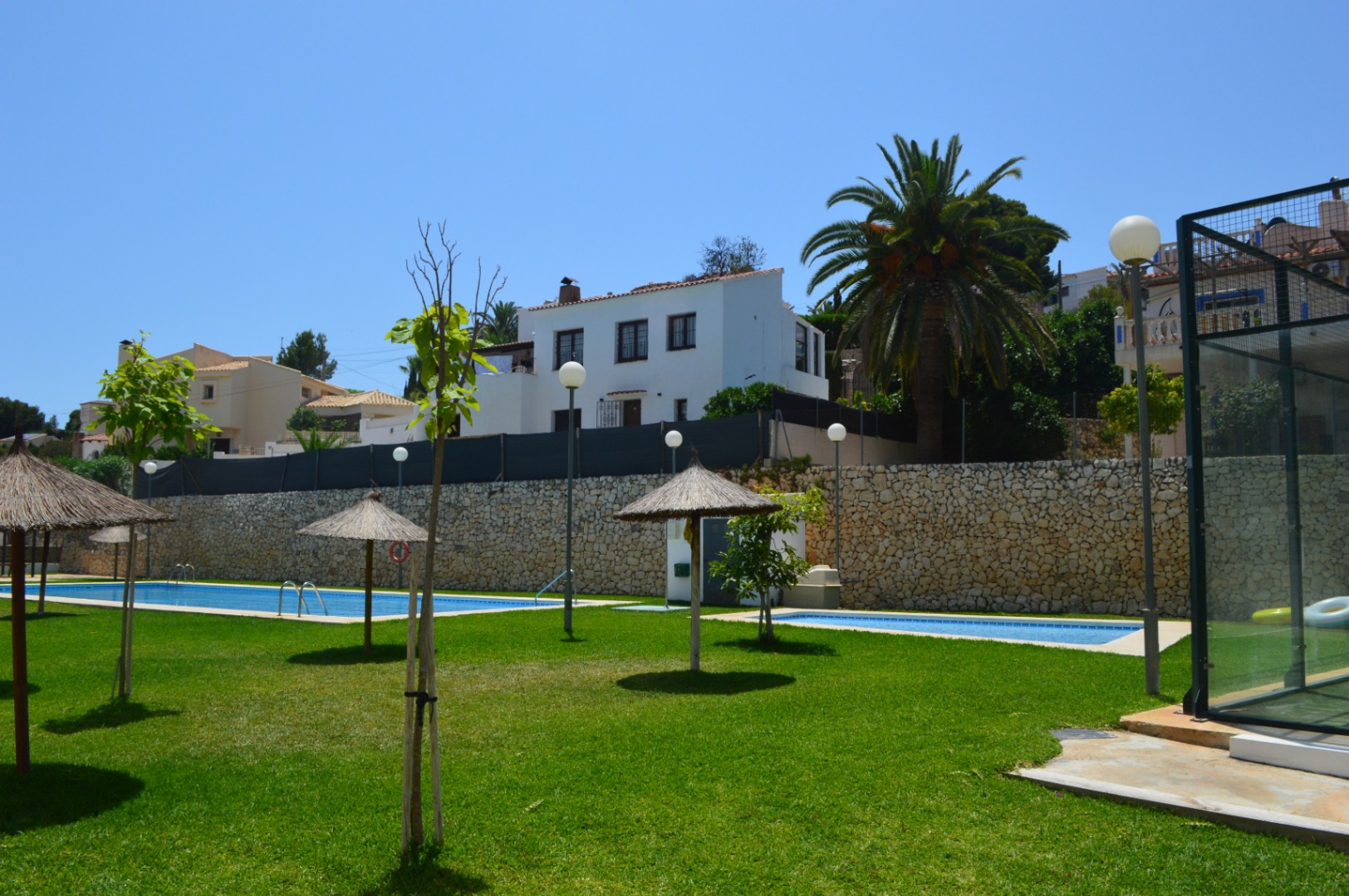 Apartment mit Meerblick 2 Schlafzimmer und 2 Badezimmer und Parkplatz, Calpe — Foto 24