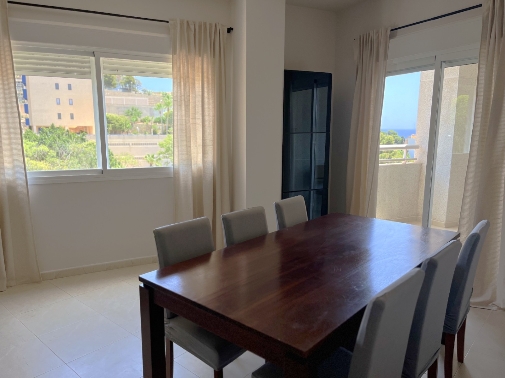 Apartment mit Meerblick 2 Schlafzimmer und 2 Badezimmer und Parkplatz, Calpe — Foto 3