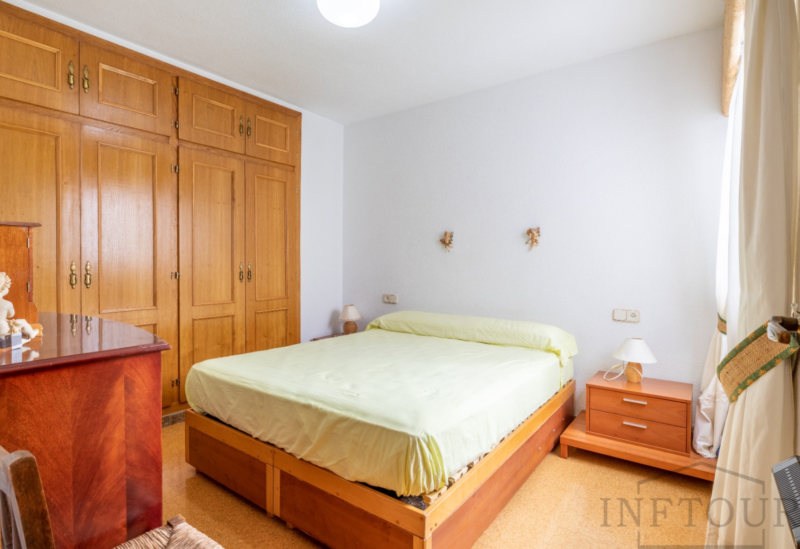 4-bedroom apartment with parking in the center of Calpe — photo 4