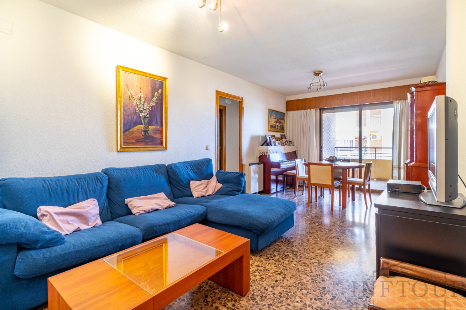 4-bedroom apartment with parking in the center of Calpe — photo 11