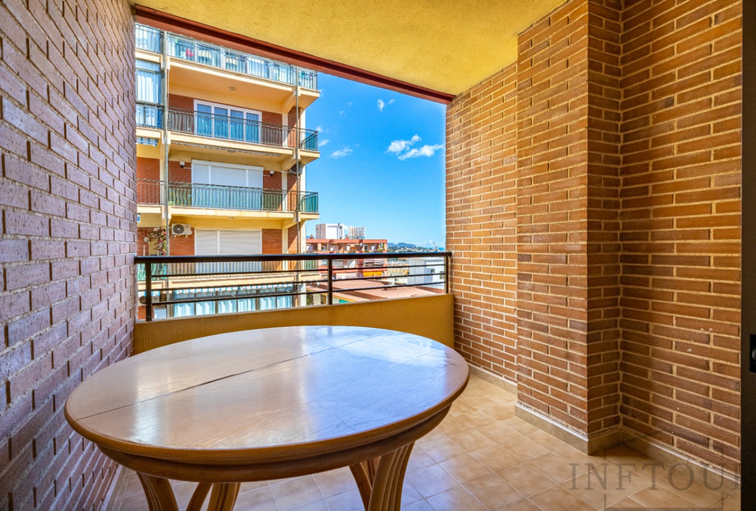 4-bedroom apartment with parking in the center of Calpe — photo 14
